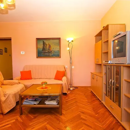 Branko 1142 Daire