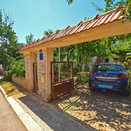 Apartment Branko 1142 Fazana